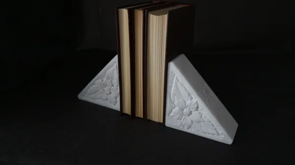 book holder2